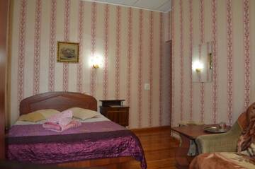 Фотографии Гостевой дом Lotos Guest House г. Бишкек (Киргизия) №1 Фото Гостевой дом Lotos Guest House г. Бишкек 1