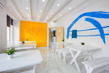 Фотографии Отель WHITE HOTEL & HOSTEL г. Бишкек (Киргизия) №3 Фото Отель WHITE HOTEL & HOSTEL г. Бишкек 3