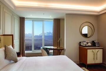 Фотографии Отель Sheraton Bishkek г. Бишкек (Киргизия) №5 Фото Отель Sheraton Bishkek г. Бишкек 5