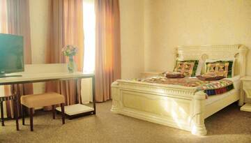 Фото номера Полулюкс Отель Star Hotel г. Бишкек 5