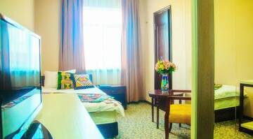 Фото номера Улучшенный одноместный номер Отель Star Hotel г. Бишкек 2