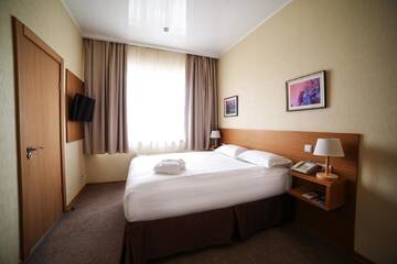 Фото номера Стандартный одноместный номер Отель City Hotel Bishkek г. Бишкек 4