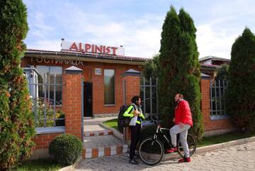 Фотографии Отель Alpinist Hotel г. Бишкек (Киргизия) №1 Фото Отель Alpinist Hotel г. Бишкек 1