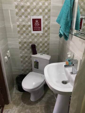Фото номера Двухместный номер эконом-класса с 1 кроватью или 2 отдельными кроватями Хостелы Хостел Тундук г. Бишкек 3