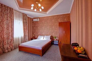 Фото номера Одноместный номер с душем Отель Hotel Kausar г. Бишкек 3