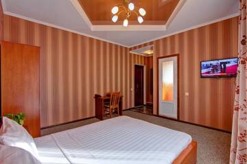 Фото номера Одноместный номер с душем Отель Hotel Kausar г. Бишкек 4