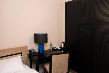 Фото номера Одноместный номер Отель Madison Ave Hotel Bishkek г. Бишкек 4