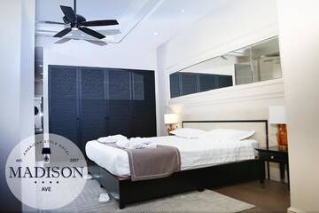 Фото номера Одноместный номер Отель Madison Ave Hotel Bishkek г. Бишкек 8