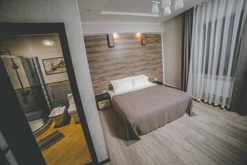 Фото номера Стандартный люкс Отель Lumarc Hotel г. Бишкек 4