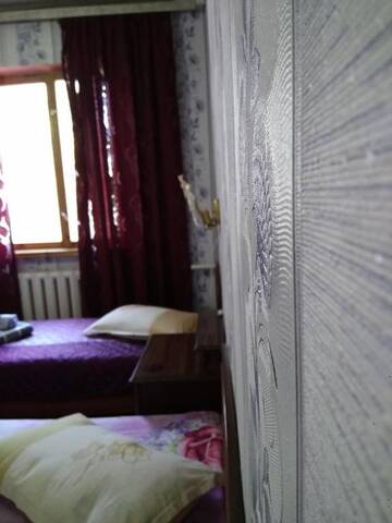 Фото номера Стандартный трехместный номер Гостевой дом Lotos Guest House г. Бишкек 12
