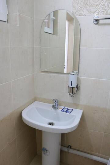 Фото номера Двухместный номер с 1 кроватью Отель Viva Hotel Bishkek г. Бишкек 4