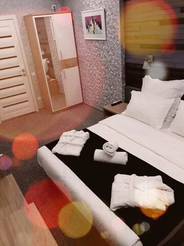 Фото Отели типа «постель и завтрак» Small Hotel г. Бишкек 3