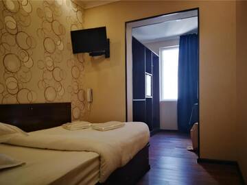 Фото номера Стандартный одноместный номер Отель Salut Hotel г. Бишкек 5