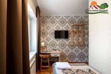 Фото номера Одноместный номер с ванной комнатой Гостевой дом Tiny Hotel Bishkek г. Бишкек 22