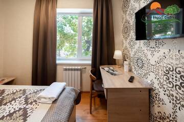 Фото номера Одноместный номер с ванной комнатой Гостевой дом Tiny Hotel Bishkek г. Бишкек 11