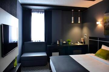 Фото номера Двухместный номер с 1 кроватью Отель Art Hotel Bishkek г. Бишкек 9