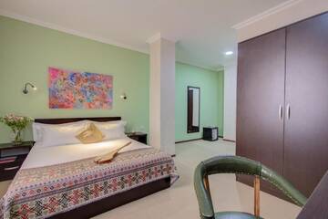 Фото номера Одноместный номер Отель Olive Hotel Bishkek г. Бишкек 2