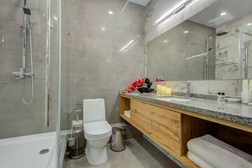 Фото номера Стандартный двухместный номер с 1 кроватью Отель Aurum hotel г. Бишкек 4
