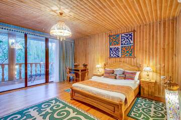 Фото номера Номер-студио Делюкс Отель Navat Hotel г. Бишкек 4