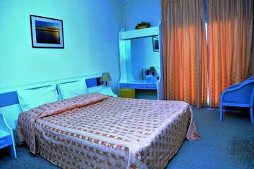 Фото номера Люкс с 1 спальней Отель Hotel Ak-Keme г. Бишкек 3