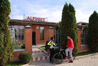 Фото Отель Alpinist Hotel г. Бишкек